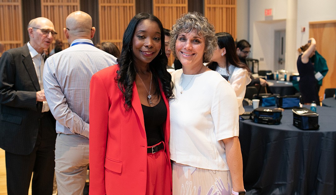 Chair, Courtney Cesari ’04CC (right), and Co-chair, Nicole Bullock ’10GSAS (left)/Photo credit David Dini Chair, Courtney Cesari ’04CC, and Co-chair, Nicole Bullock ’10GSAS.