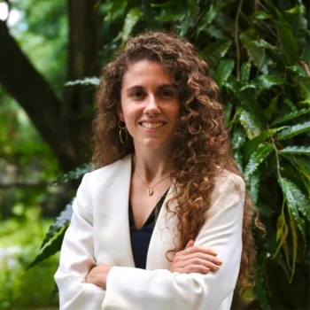 Headshot of Campbell winner Marina Saguar Urquiola